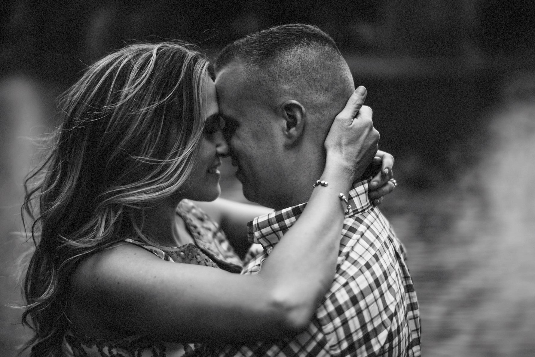 boston public gardens engagement photos,