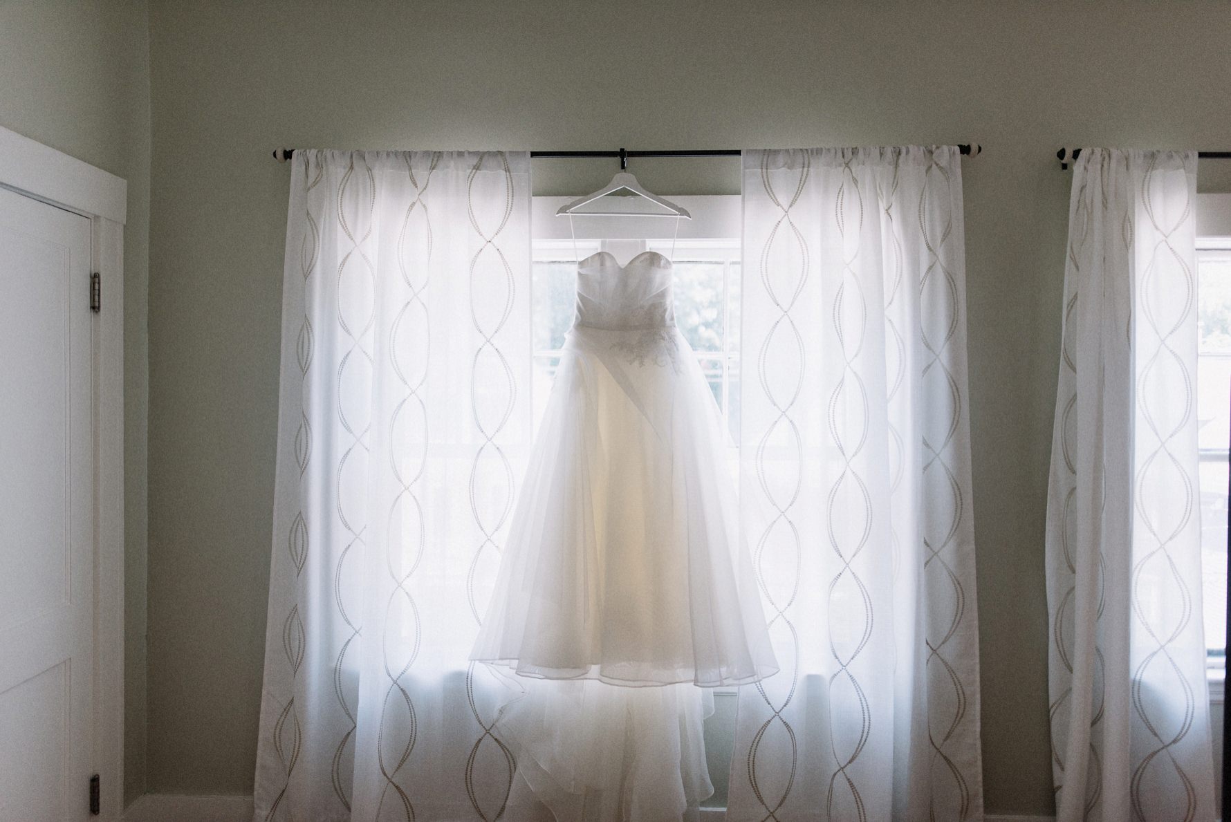 hanging wedding dress,