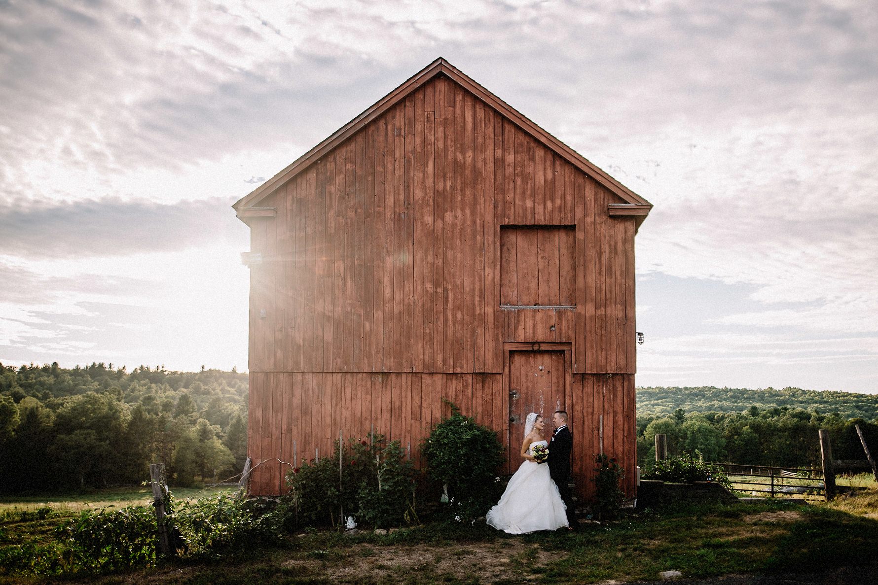 salem cross inn wedding photos