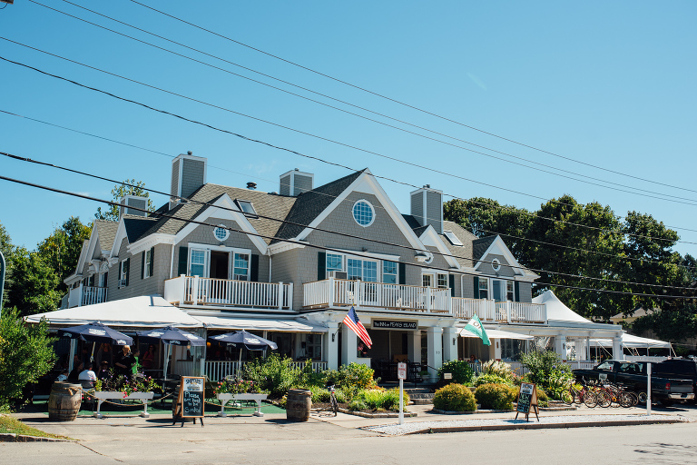 Wedding on Peak's Island | www.callanphoto.com
