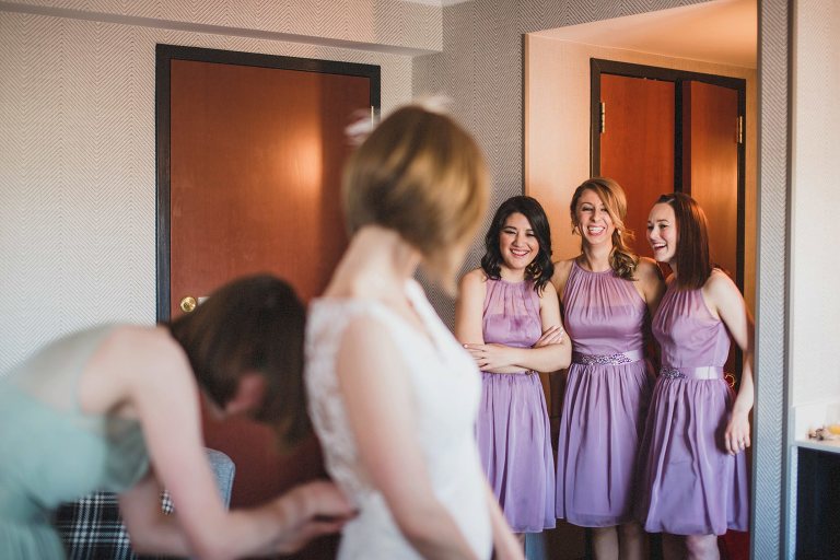 getting ready photos at courtyard marriott,