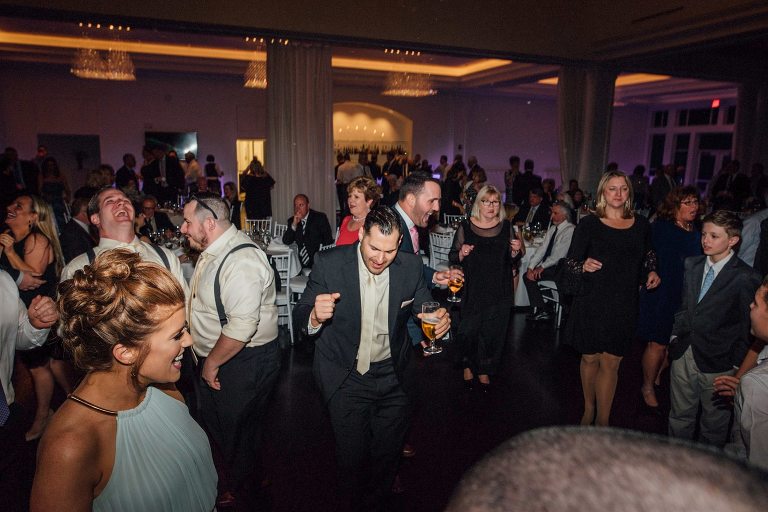 dancing during lakeview pavilion wedding,