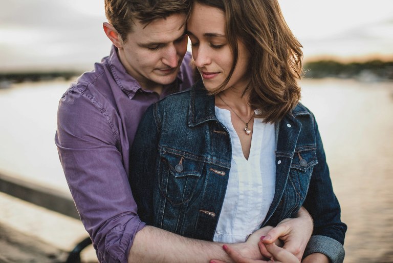 engagement photos at sunset in newburyport,