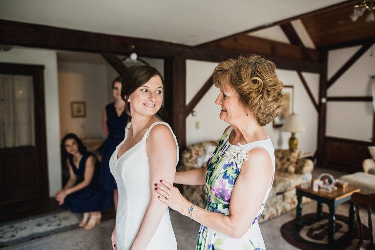 mountain meadows lodge wedding,