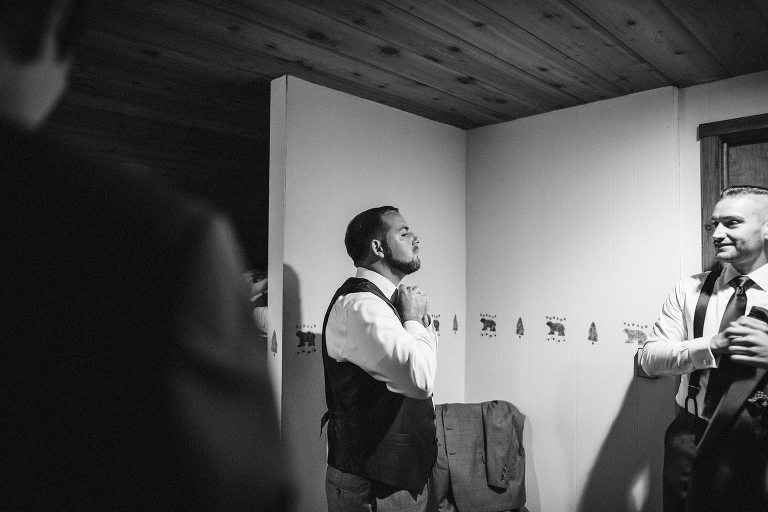 mountain meadows lodge wedding,