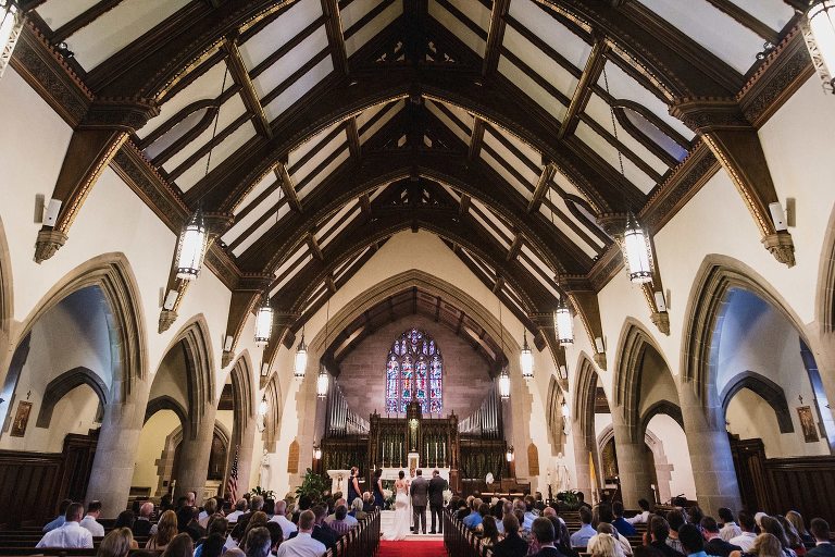 mountain meadows lodge wedding,