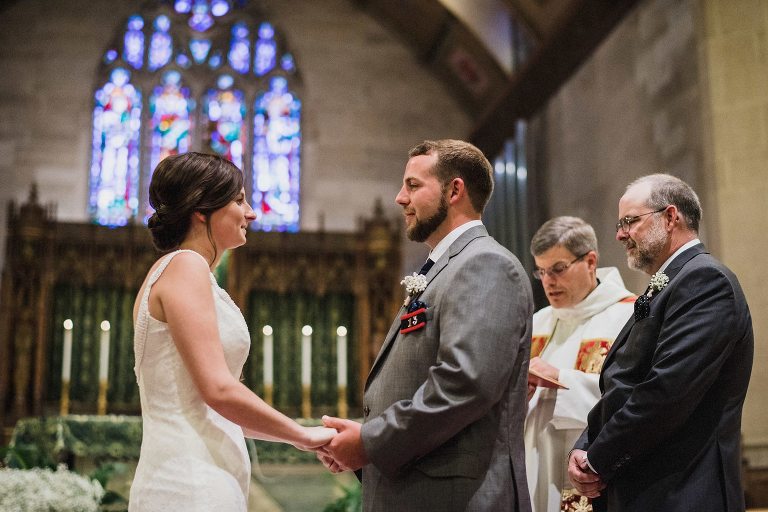 mountain meadows lodge wedding,