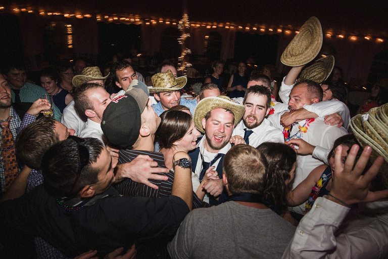 mountain meadows lodge wedding,